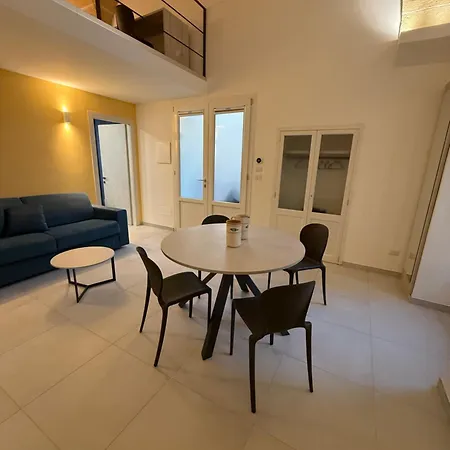 Molo Mazzini לינה וארוחת בוקר *